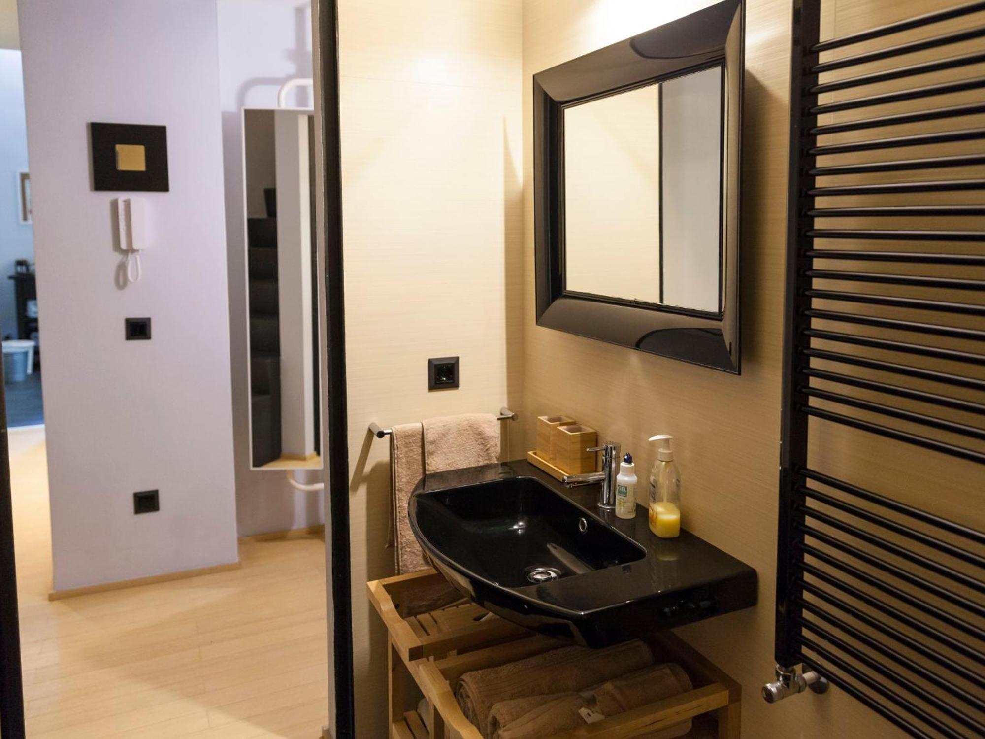 Apartment Lomazzo31 - Urban Loft A Mailand
